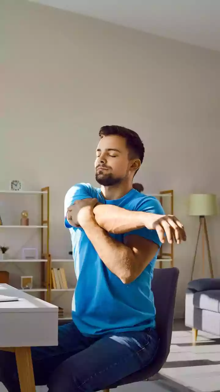 Neck Pain: Warning Signs & Prevention