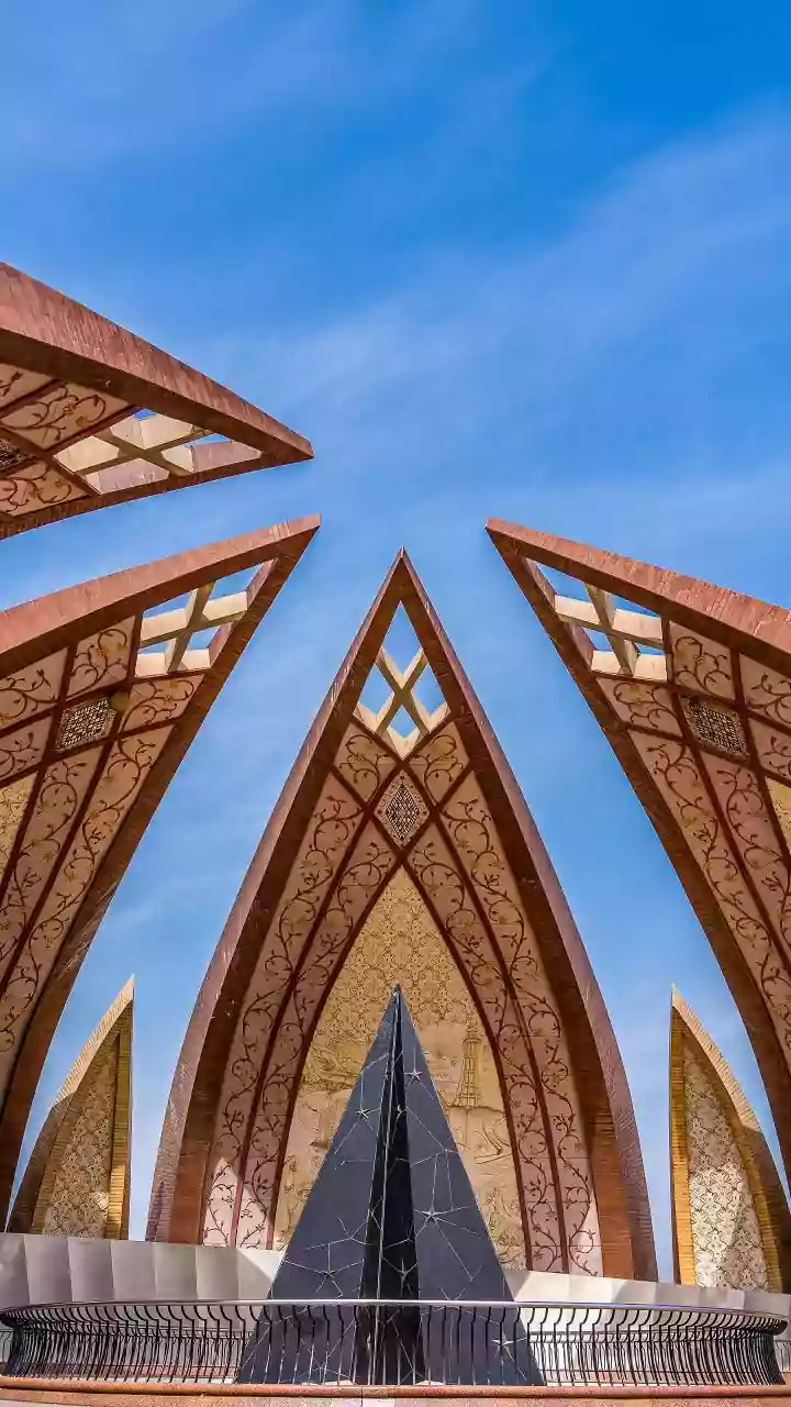 Pakistan Ramps Up Saudi, Turkey Outreach After US-Iran Talks Stall In Islamabad