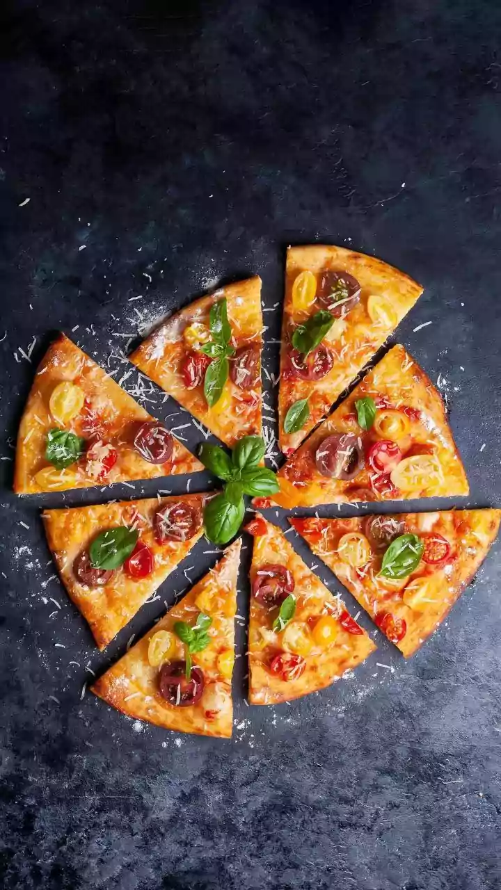 7 Delicious Italian Vegetarian Pizzas: A Culinary Journey