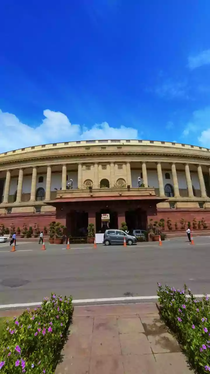Vande Mataram Played in Lok Sabha for the First Time as Monsoon Session Ends