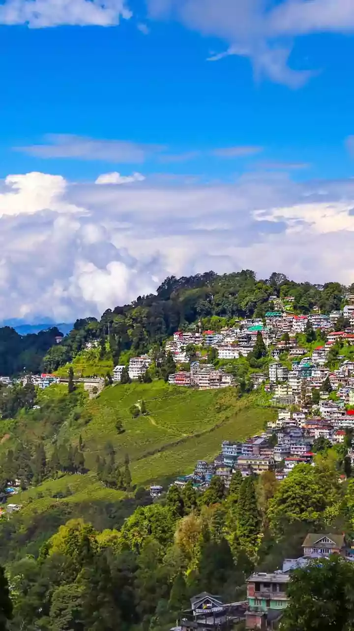 August Long Weekend Could Be The Perfect Time For A Budget Hill Vacation