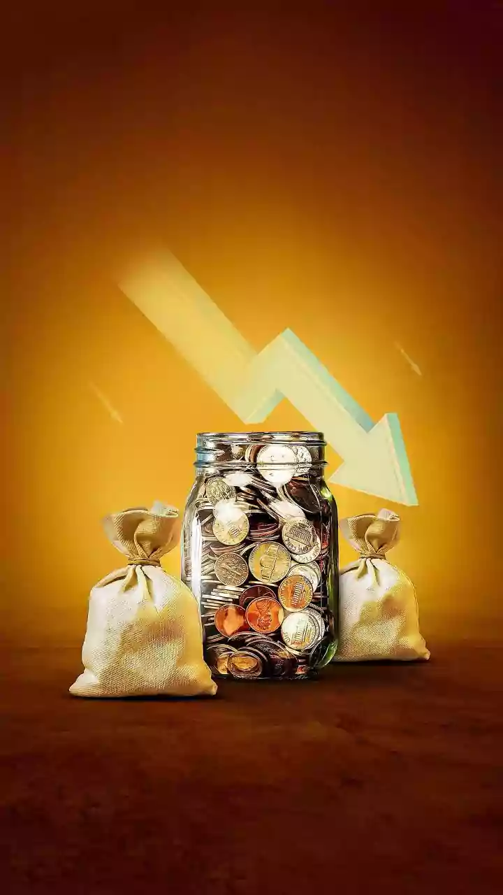 Rupee falls 15 paise to 89.90 against US dollar in early trade