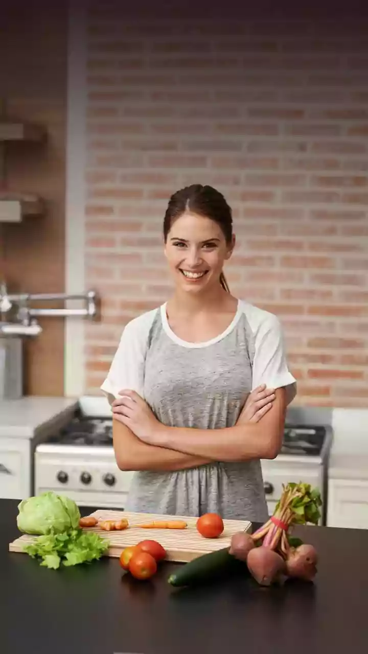 From Corset to Crown: A Nutritionist's Guide to Breaking Free from Diet Culture