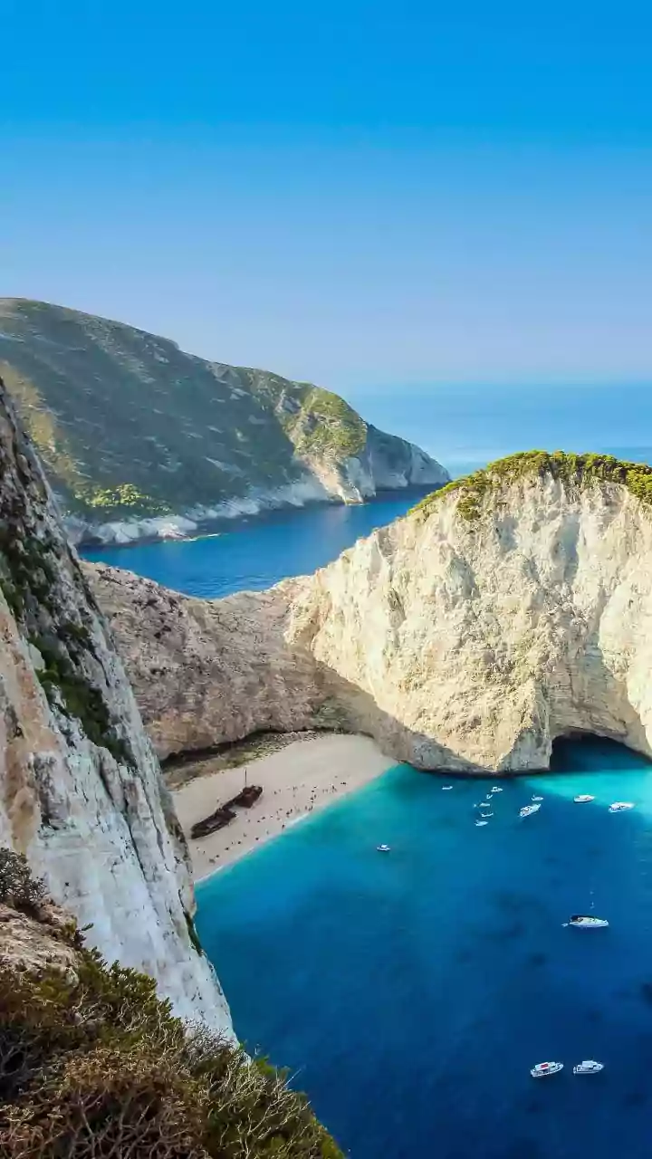 A Bronze Age Wreck Near Kekova Island in the 4,700-Year-Old Shipwreck Near Kekova Story