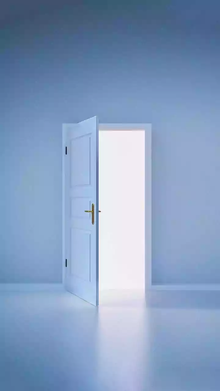 The Doorway Dilemma: Why Stepping Through a Door Makes You Forget