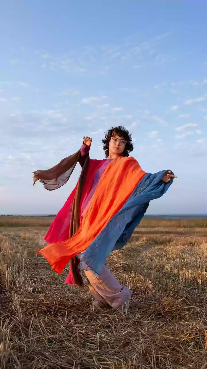 Why fashion lovers are obsessed with oversized scarves