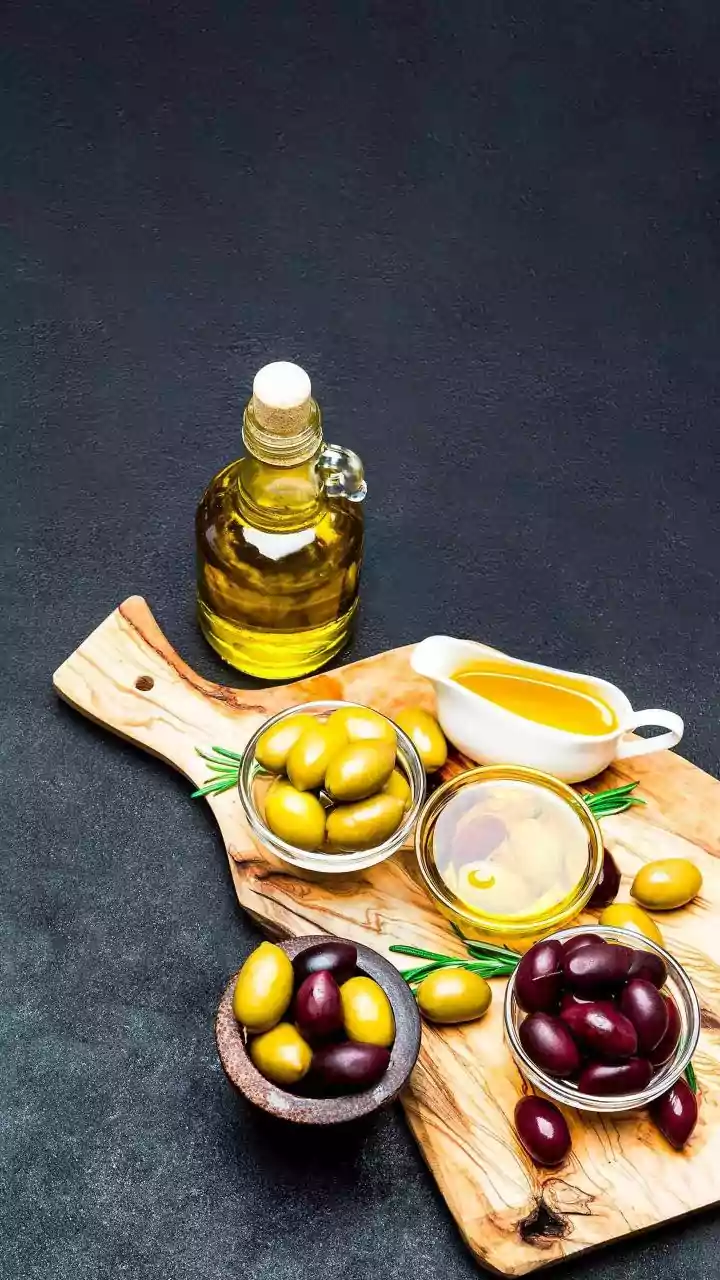 Vegetables, Beans, Whole Grains and Olive Oil Anchor the Mediterranean Diet