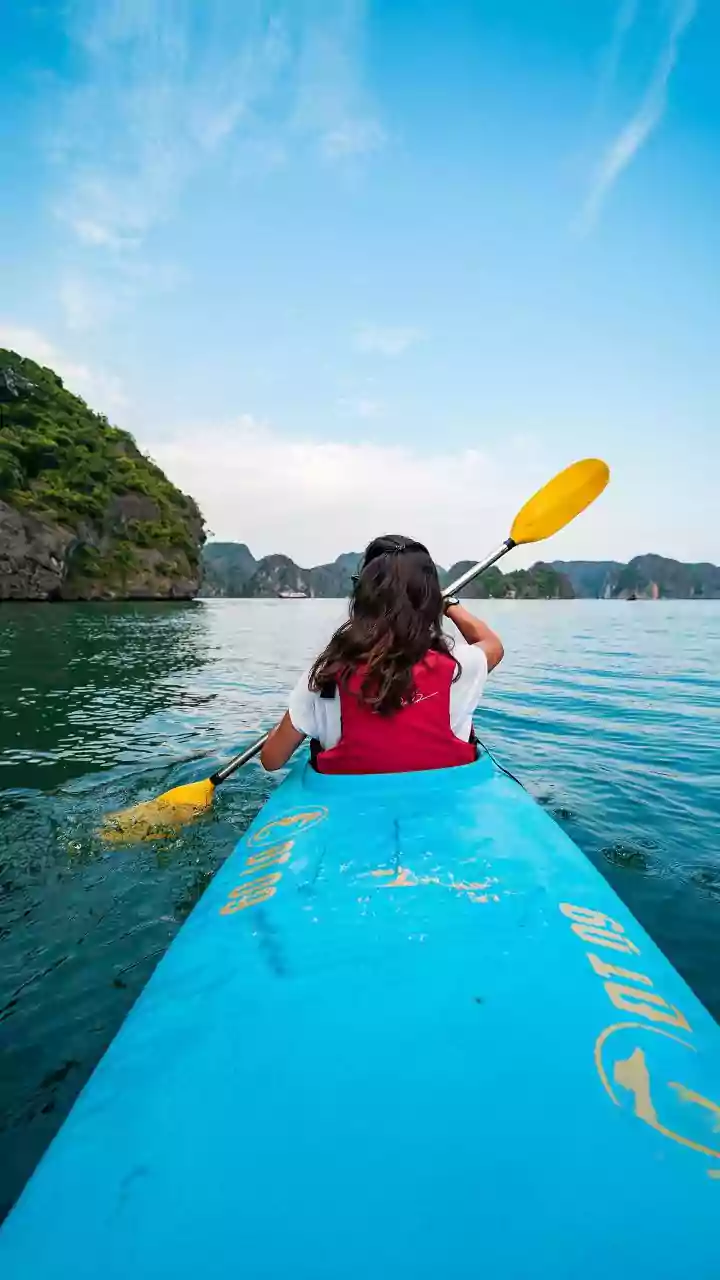 Meghalaya Eco-Conscious Kayaking Excursions Offer Tourists Opportunities To Clean Rivers While Paddling