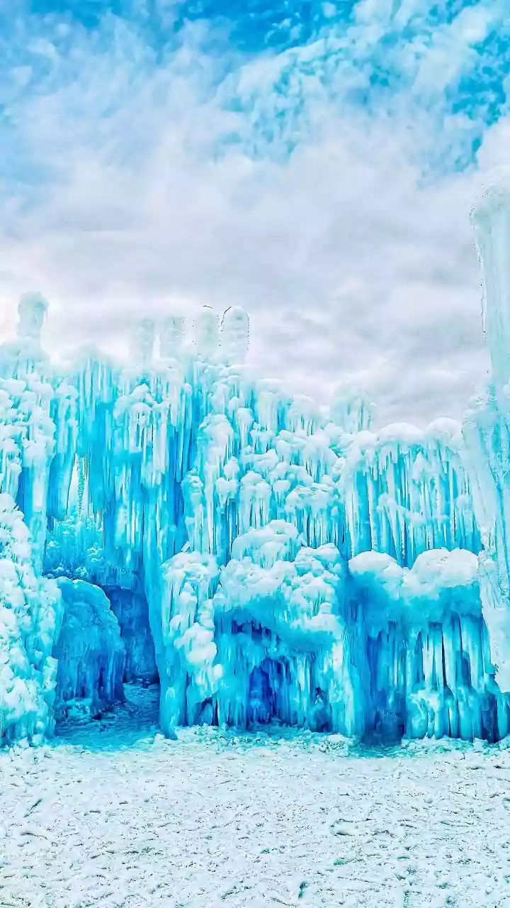 India’s Himalayas Have Hundreds Of Hanging Glaciers That Could Trigger Cascading Disasters