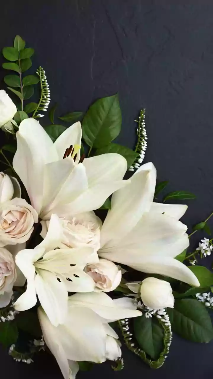 Secure Fixings Matter More than Dramatic Floral Height