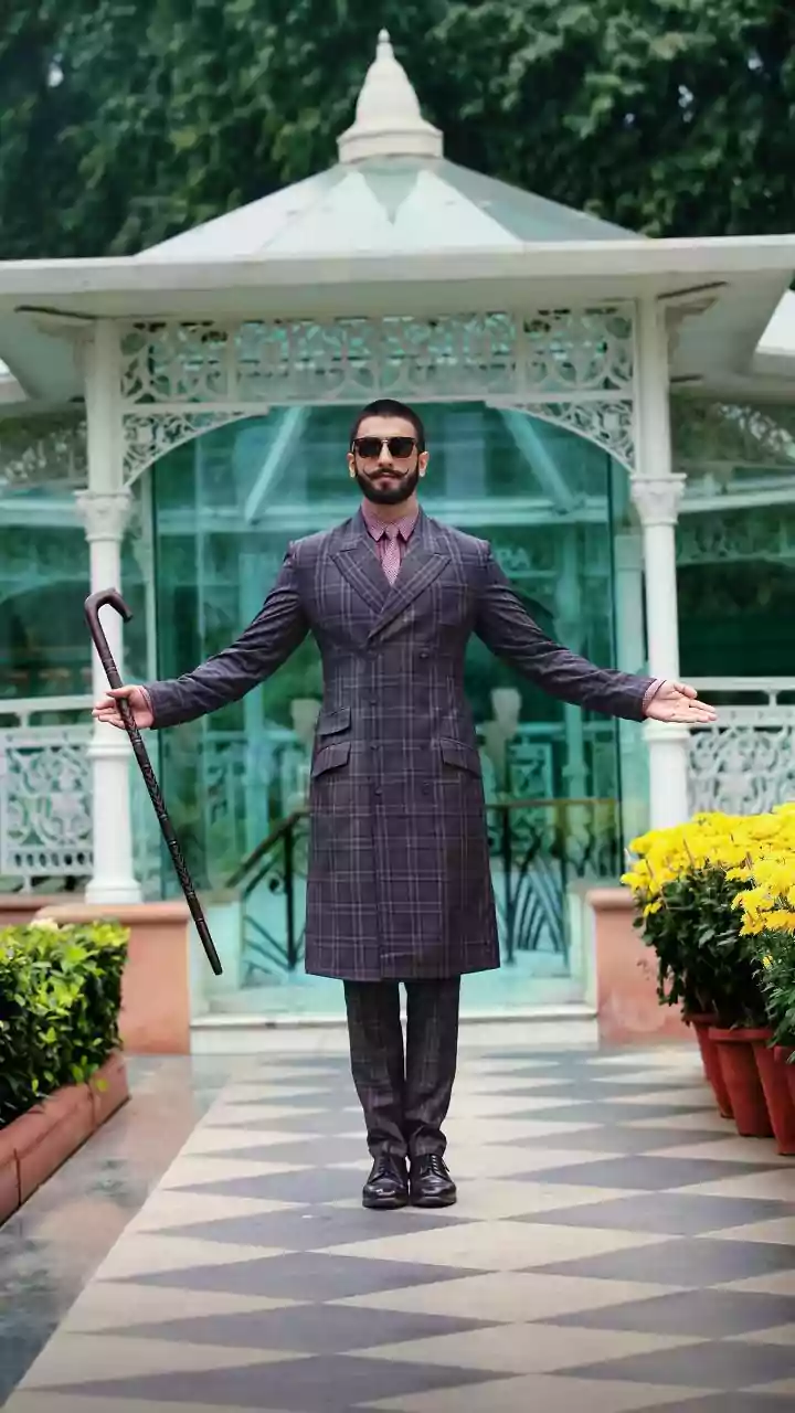 Orry ‘The Spy’ Joins Ranveer Singh’s Dhurandhar Trend bollywood video