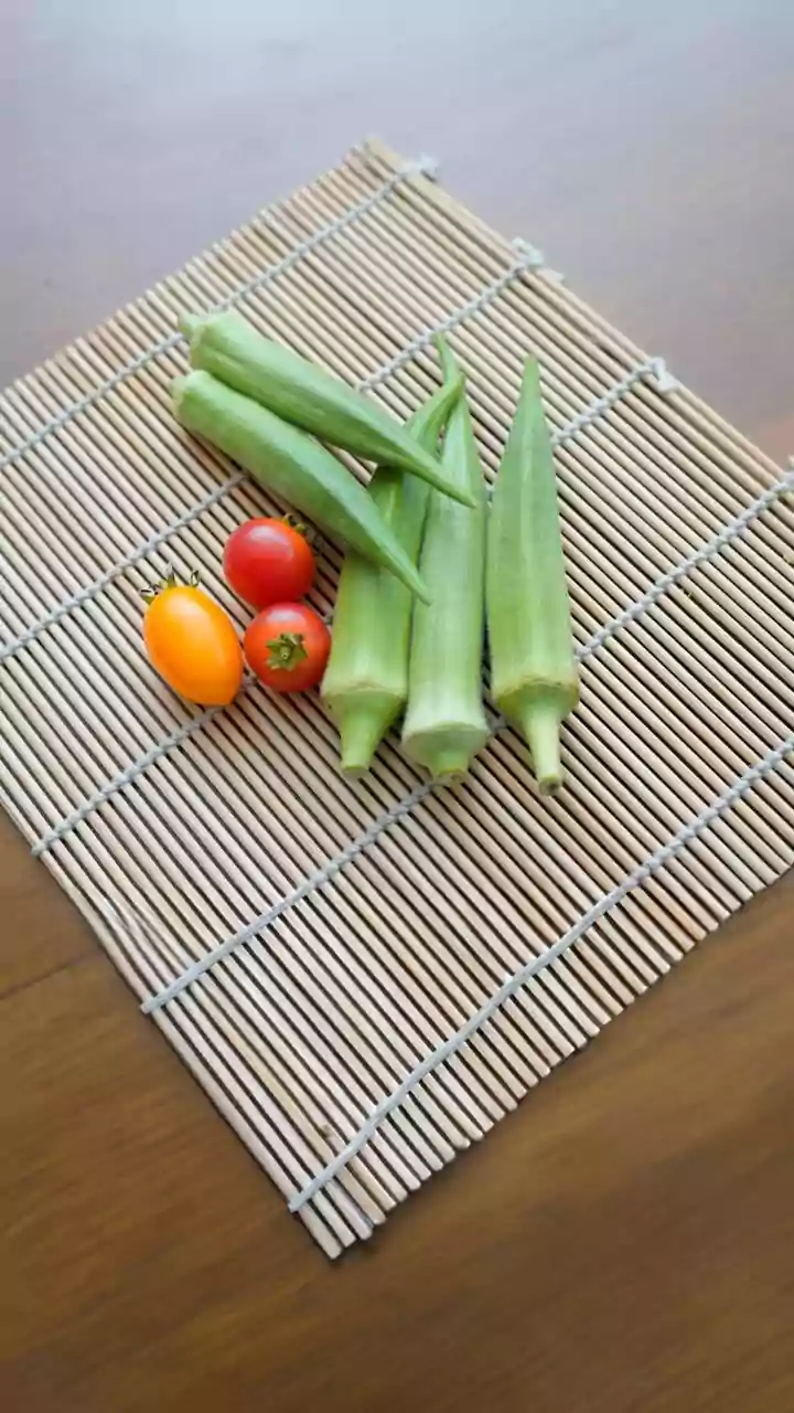 Old cooling methods still win—khus mats and bamboo setups reduce indoor heat well