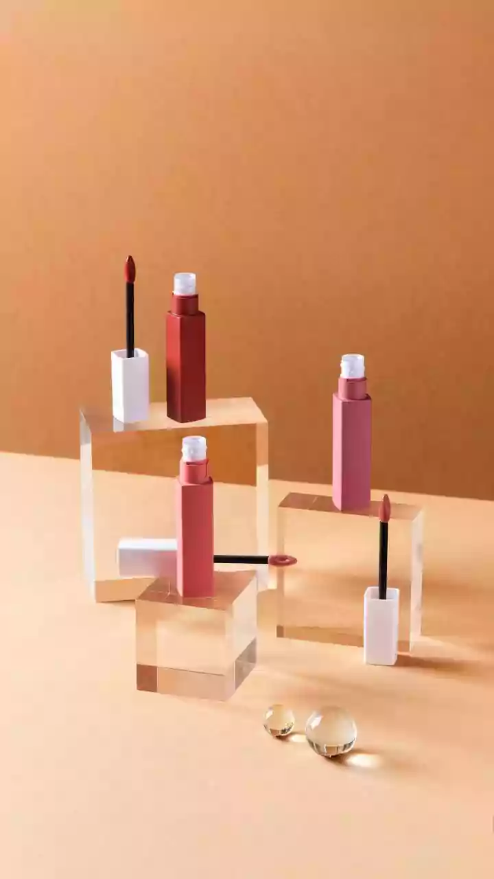 Top 10 Nude Lipsticks from Amazon's Republic Day Sale!