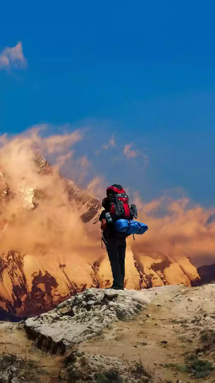Why Off-Peak November Himalayan Trips Require Careful Medical Preparation And Emergency Gear