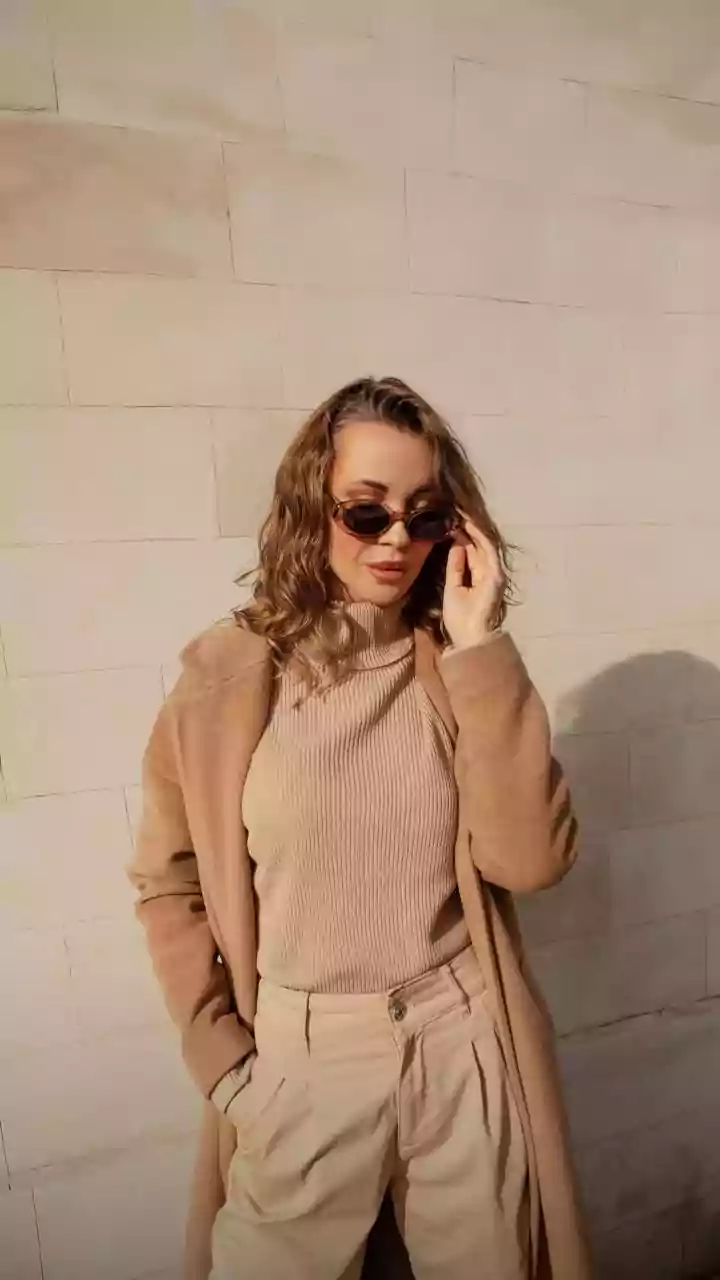 7 Tips Memakai Outfit Monokrom agar Tidak Membosankan