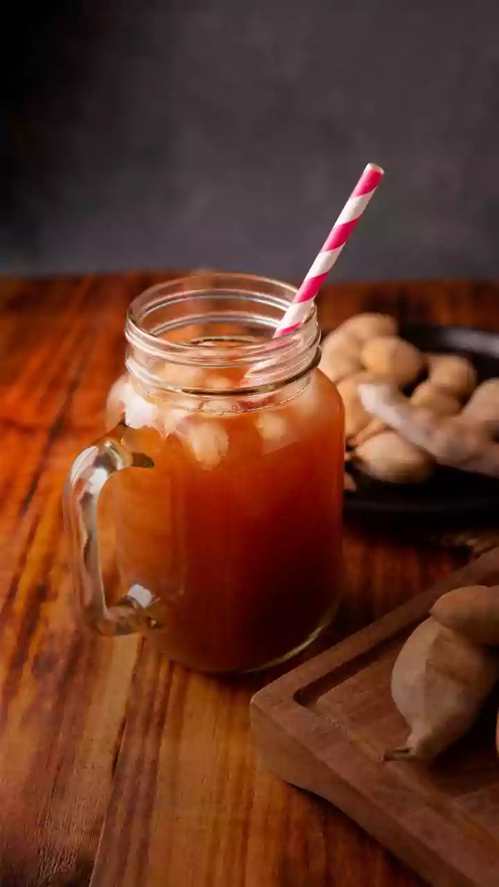 Why Urban Cafes Are Swapping Iced Teas For Cold-Brewed Tulsi And Lemongrass Blends