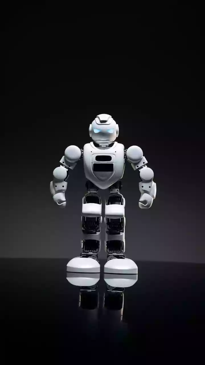 Elon Musk Says Humans Should Prepare for AI Smarter Than Everyone