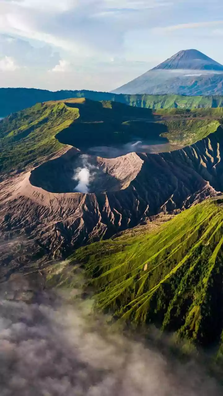 How Satellite Imagery Can Support Emergency Planning Around Active Volcanoes