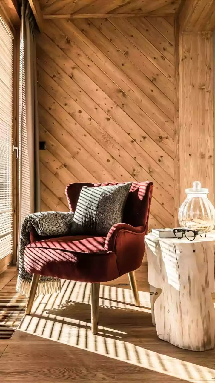 The Design Question Around the Awkward-Corner Design Trend: Creating Small Reading Zones
