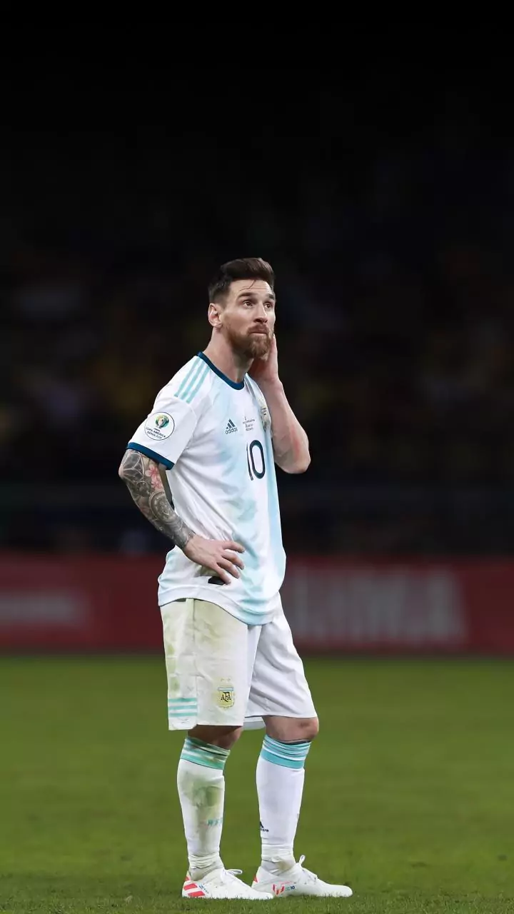 Messi's sudden exit from Kolkata event sparks fan outrage