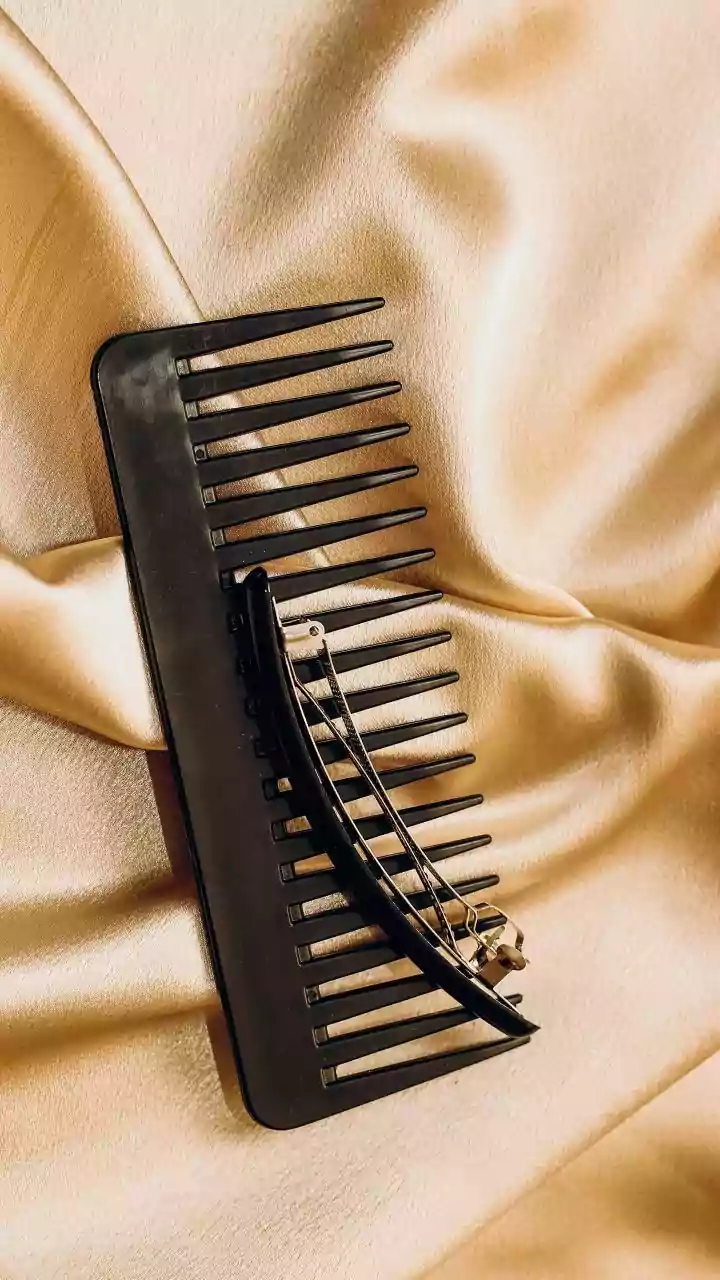 Unlock Timeless Glamour: Master the Art of Vintage Pin Curls at Home