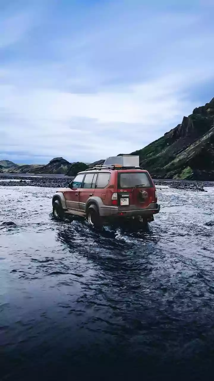 SUV Showdown: Conquering Extreme Terrain