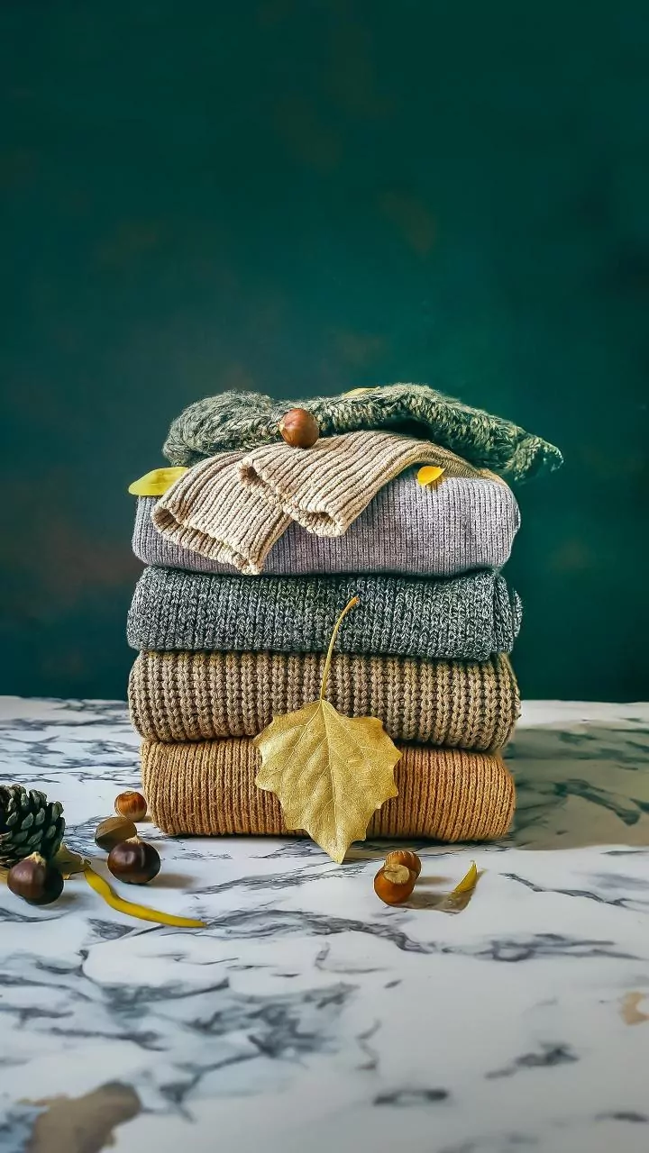 What are velour pullovers?