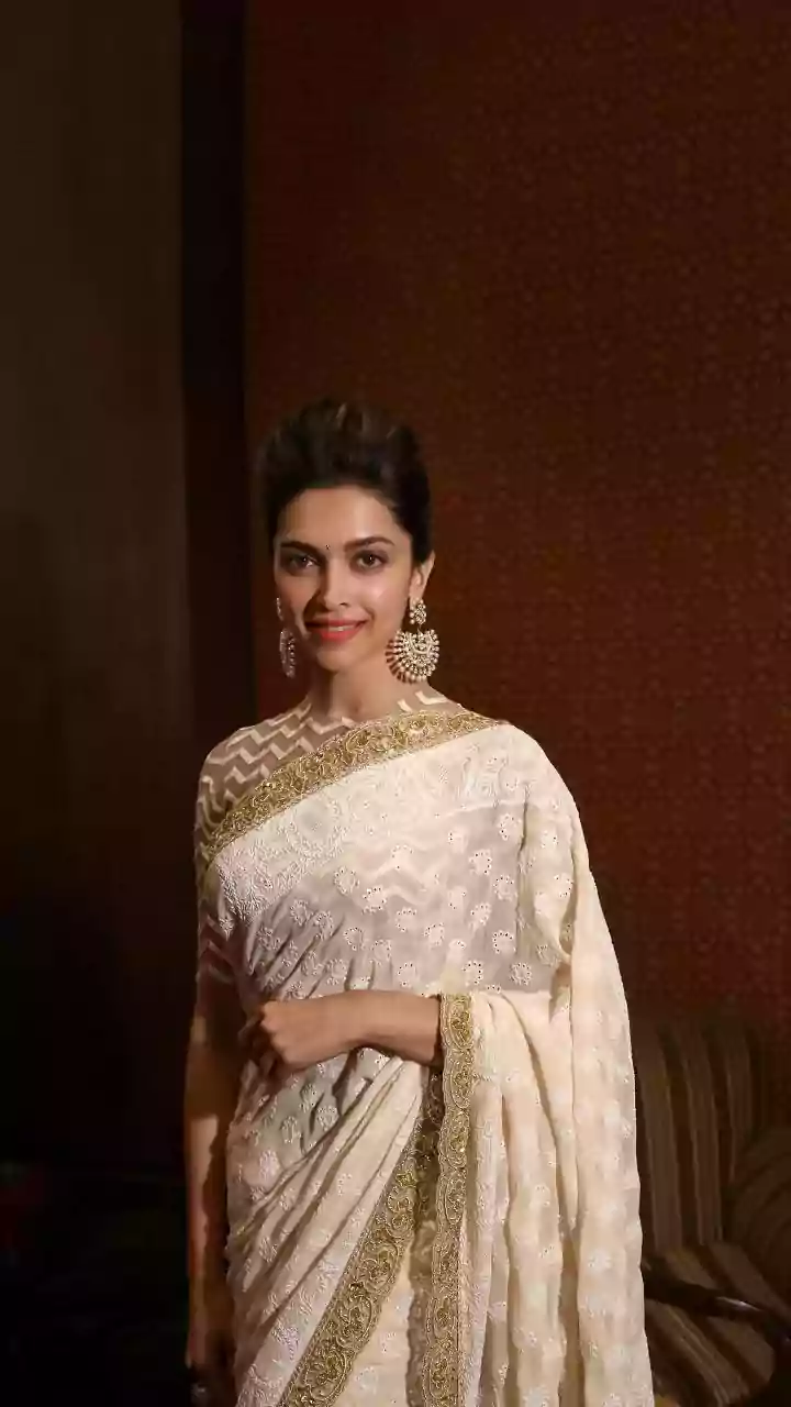 Deepika Padukone ‘Booked Flight Tickets’, Planned Fan Meet With Welcome Notes, Food And Gifts | Inside Pics