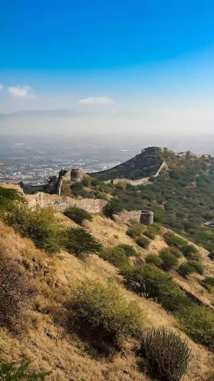 Decoding the Aravalli Range: Climate Champion of North India