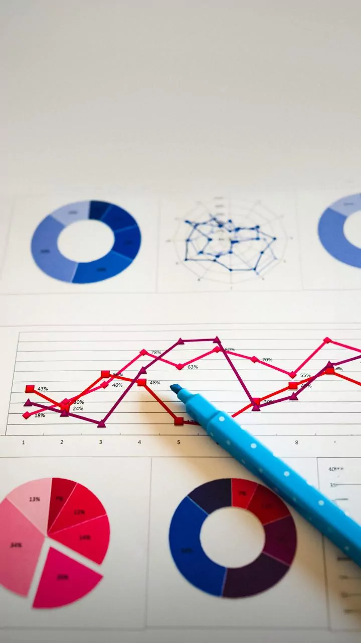 Sensex, Nifty slip as IT stocks weigh down markets