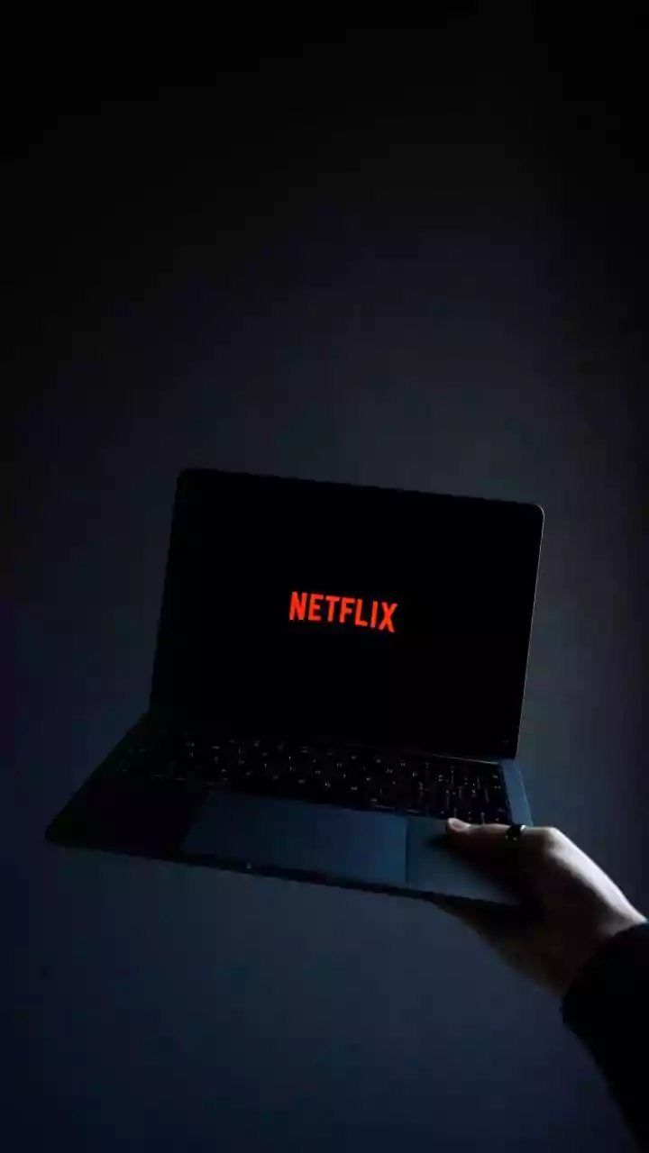 Netflix revises its offer for Warner Bros. Discovery to make it an all-cash transaction