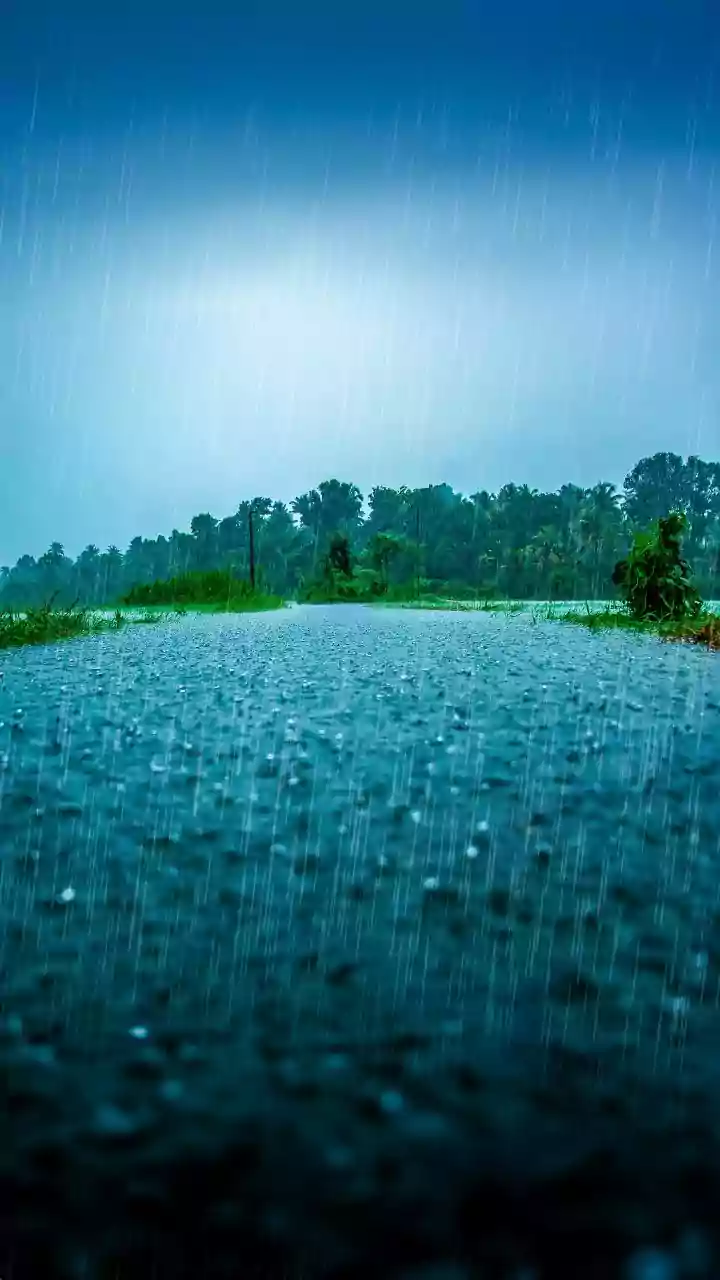 IMD warns of thunderstorms; heavy bursts could affect travel in hilly stretches.