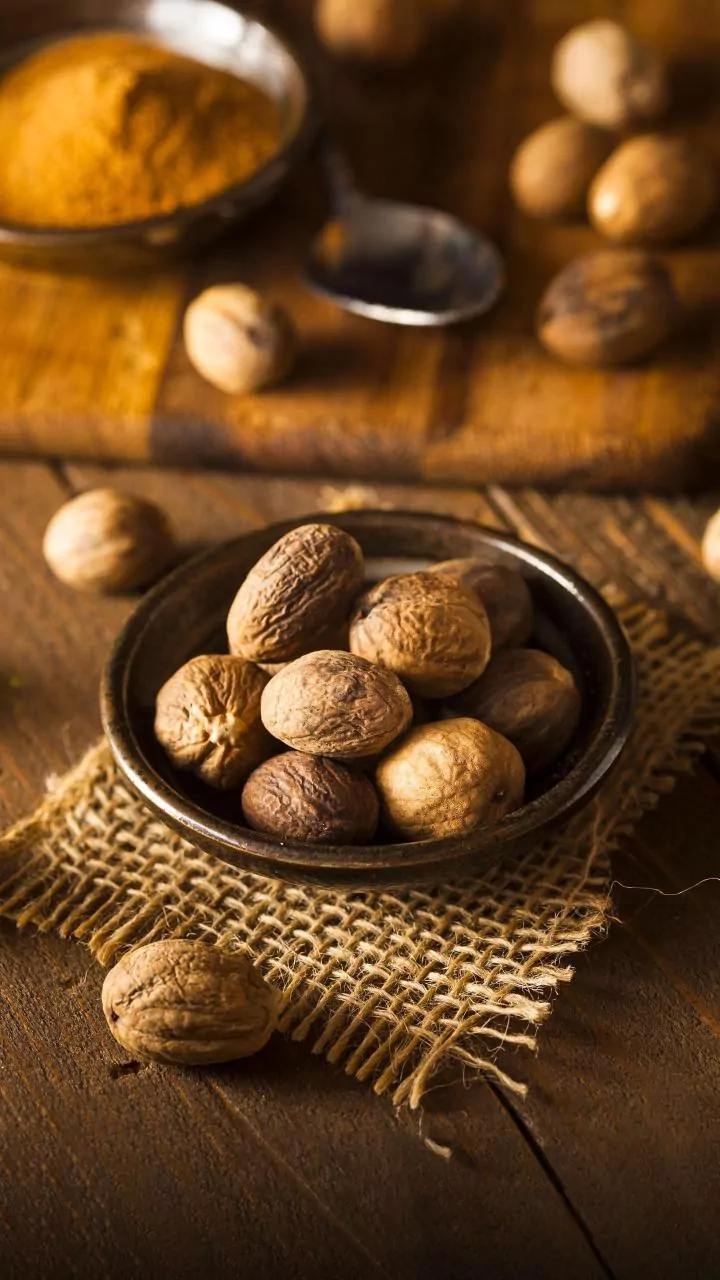 5 ways nutmeg may benefit your brain