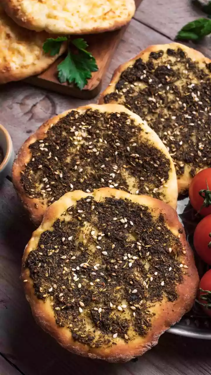 Baked Olive Delights: Savoring Greece's Savory Snack Secrets