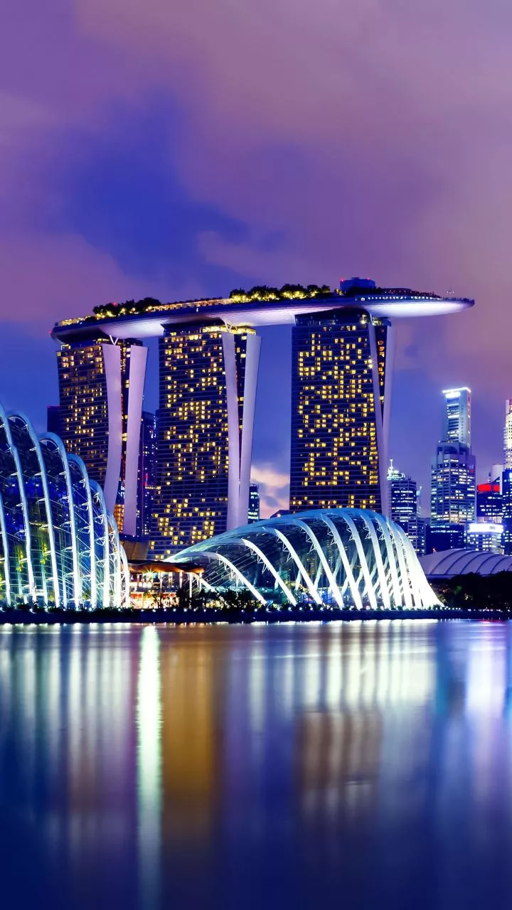 Singapore raises 2026 forecast to 4.5% to 5.5% on AI