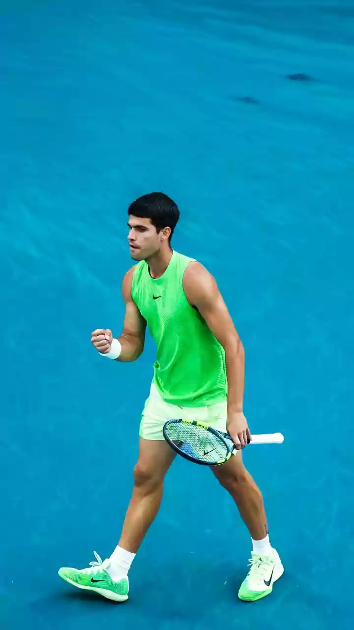 Australian Open: Carlos Alcaraz pips Alexander Zverev in five-set thriller