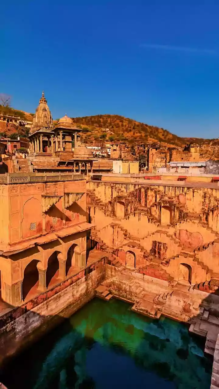 This Indian Stepwell, One Of The Oldest In The World, Was Part Of A Christopher Nolan Film