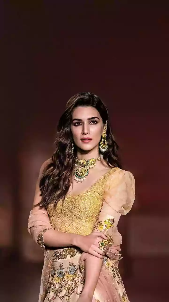 Kriti Sanon Opens Up About Cocktail 2; Calls It A ‘Fun, Young And Urban Rom-Com’