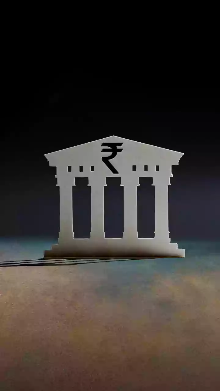 Gold & Silver Prices in India: Decoding Today's Rates