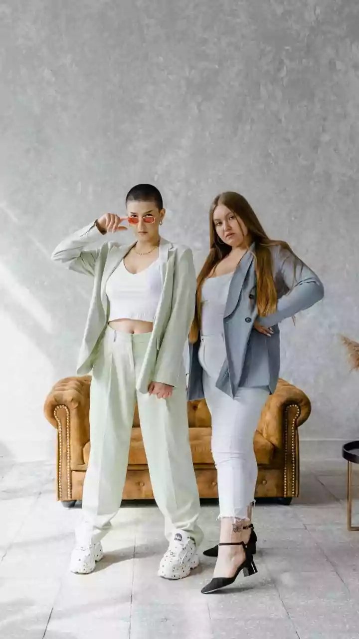 Effortless Style: Mastering Women's Blazers for Every Occasion