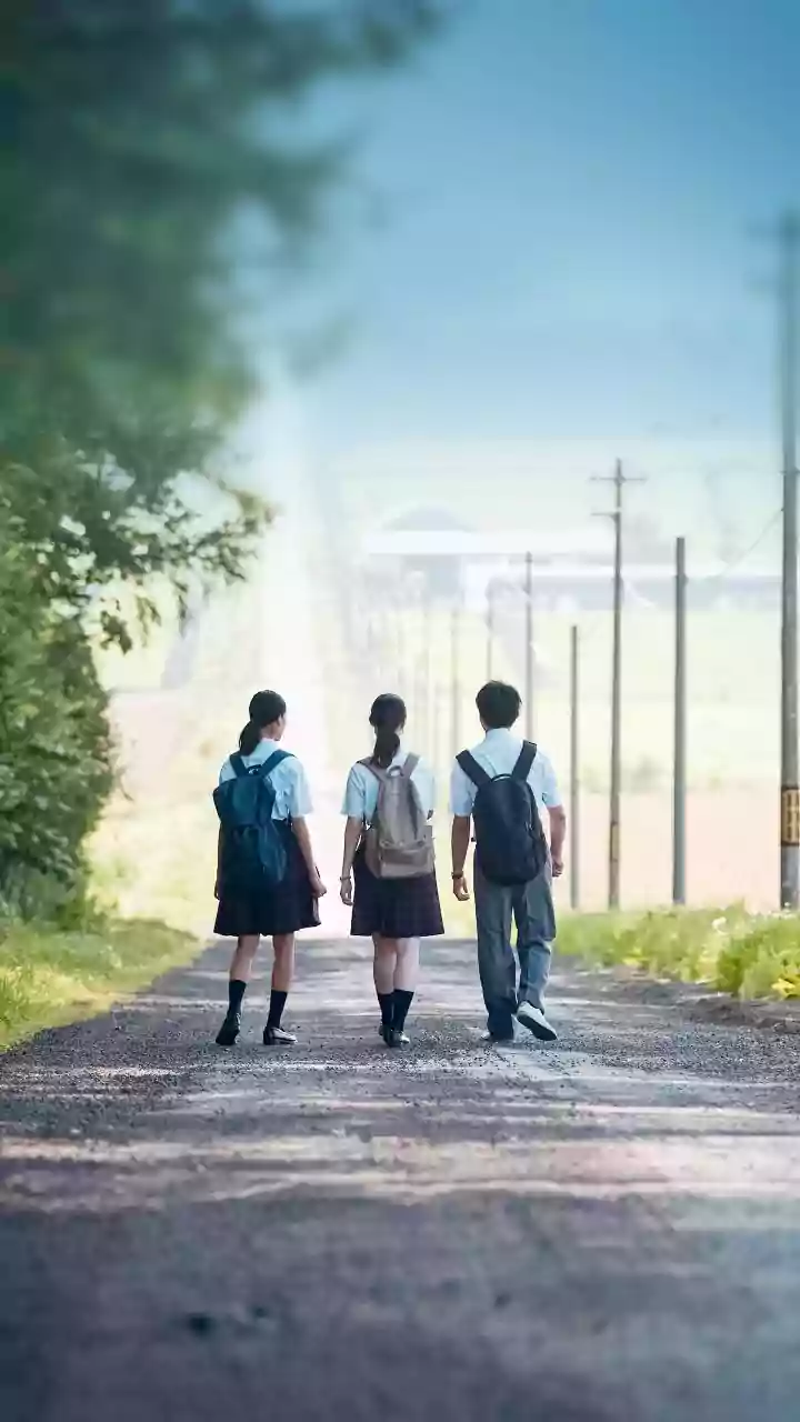 Odisha: Probe starts as 100 students fall ill, 1 die after having food at school