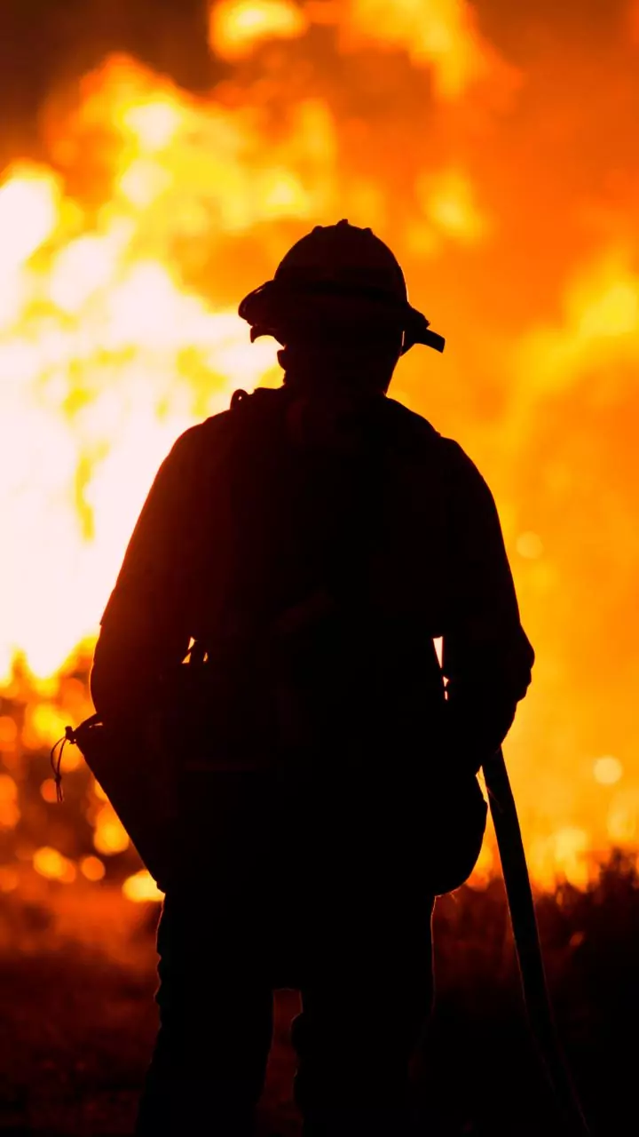 Toddler, her 2-month-old sister killed in Lucknow slum fire