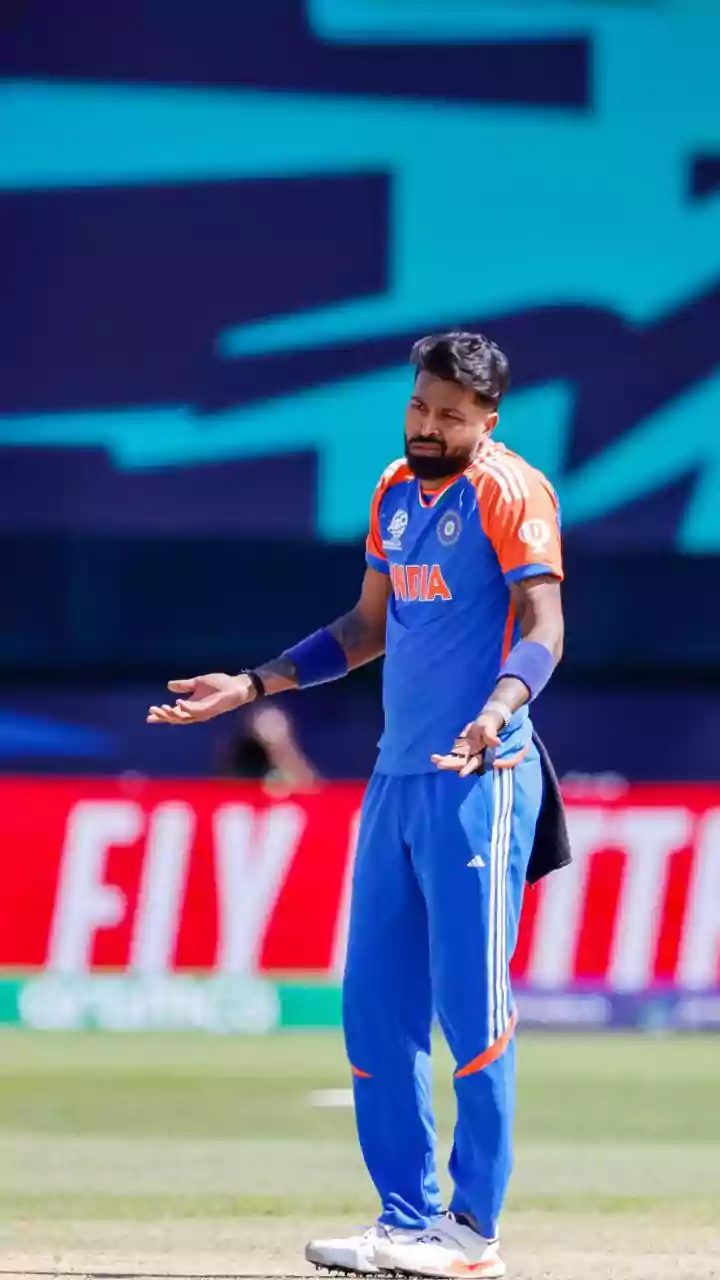 'Everyone deserves boundaries' - Hardik Pandya slams paparazzi for clicking girlfriend Mahieka Sharma's inappropriate photos
