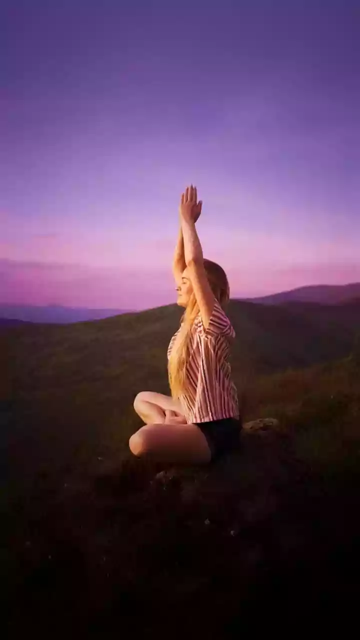 The Gentle Art of Releasing: Embracing Acceptance for Inner Peace and Growth