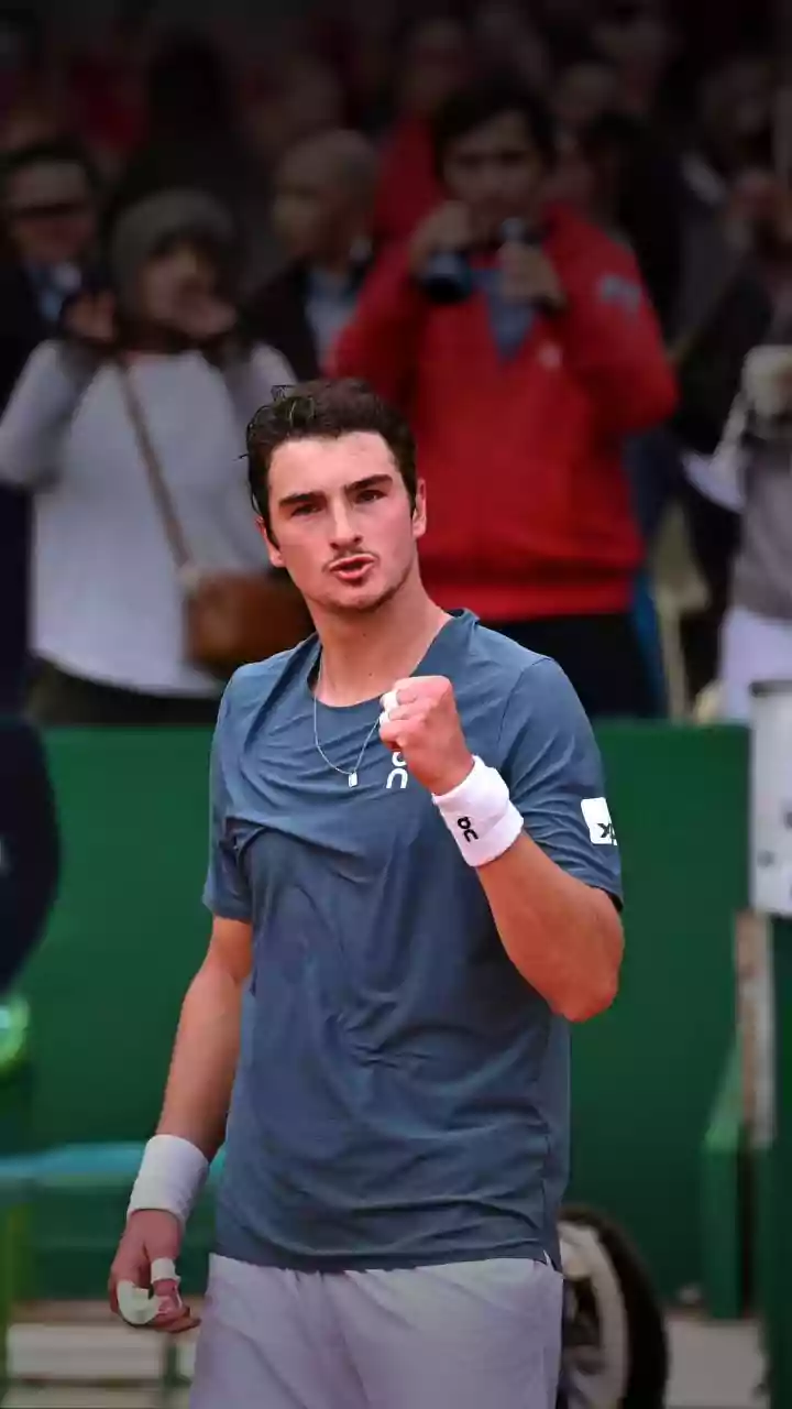 João Fonseca aponta Guga como inspiração antes de desafio em Roland Garros
