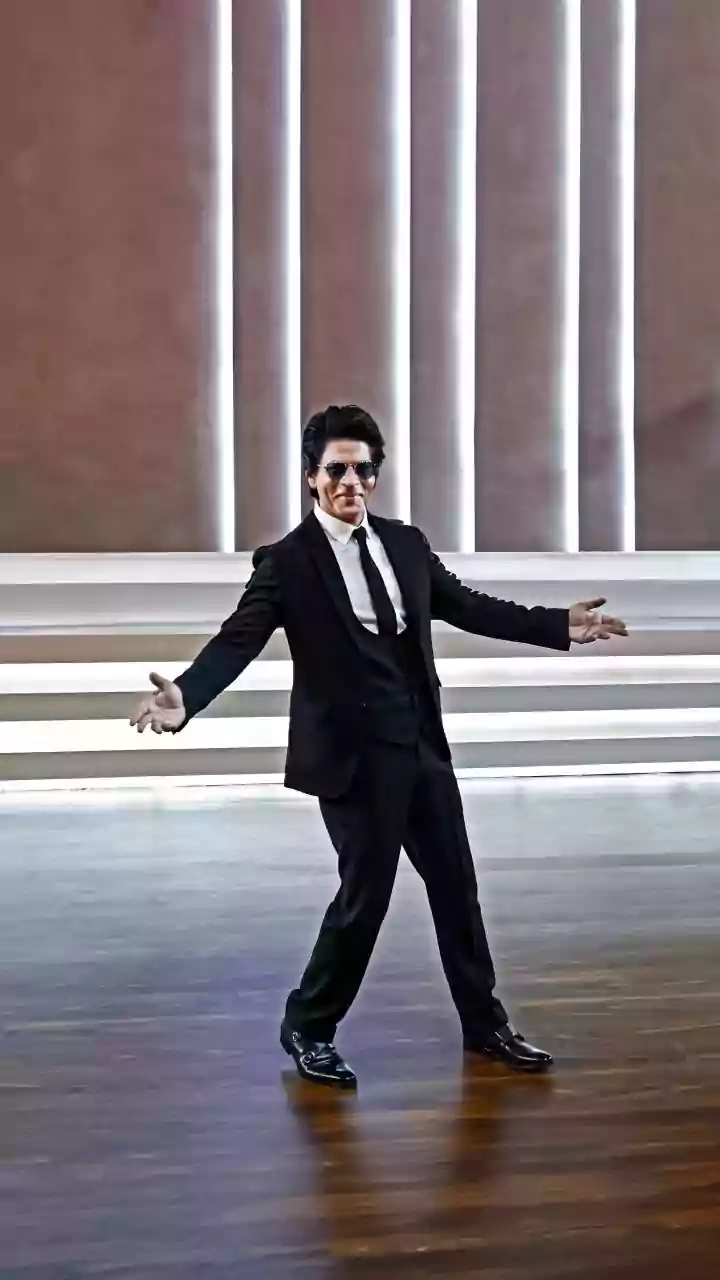 The Classroom That Created King Khan: SRK’s Education Story