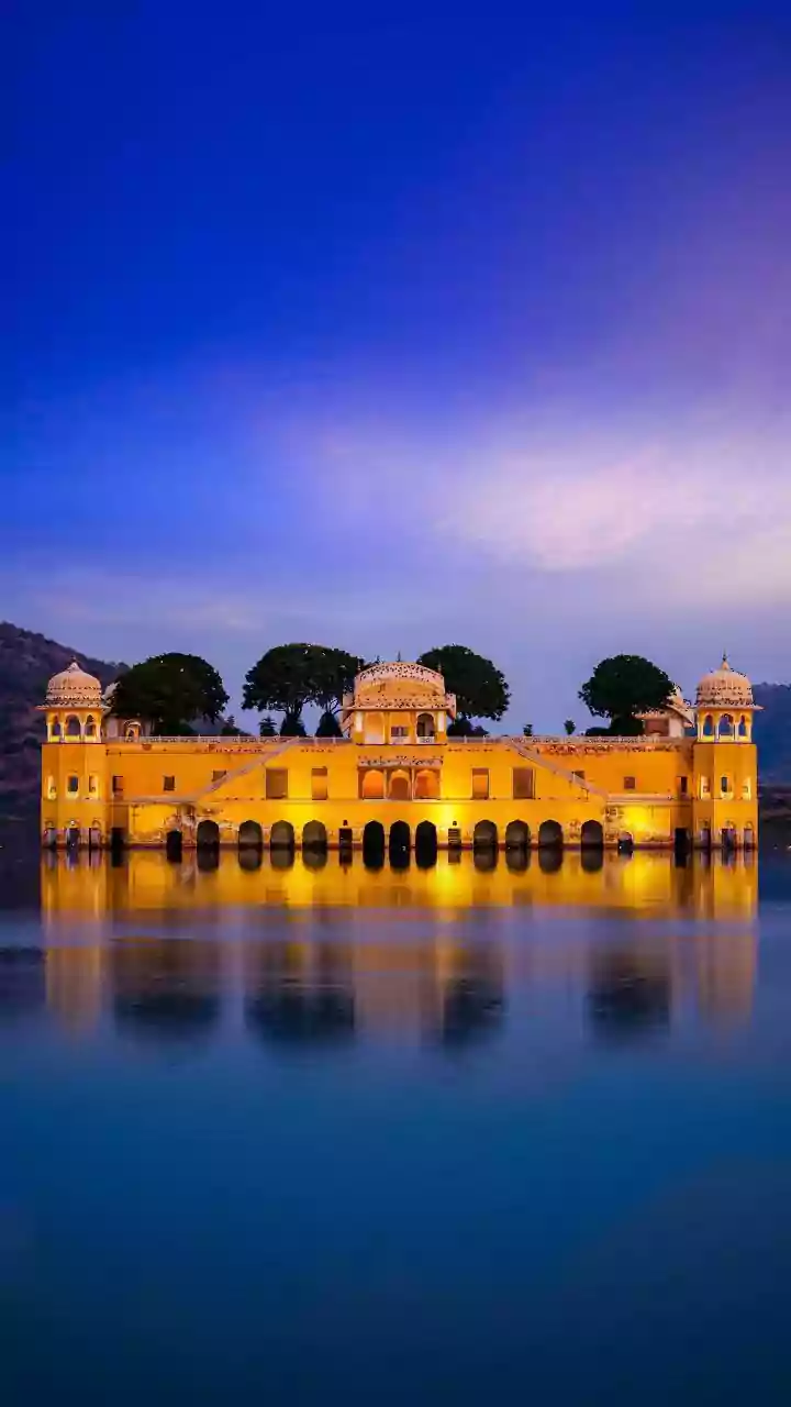 Rajasthan Man Quit Rs 1.3 Lakh Job To Travel, Now Earns Rs 2.5 Lakh A Month From Homestay Business. Internet Has Doubts