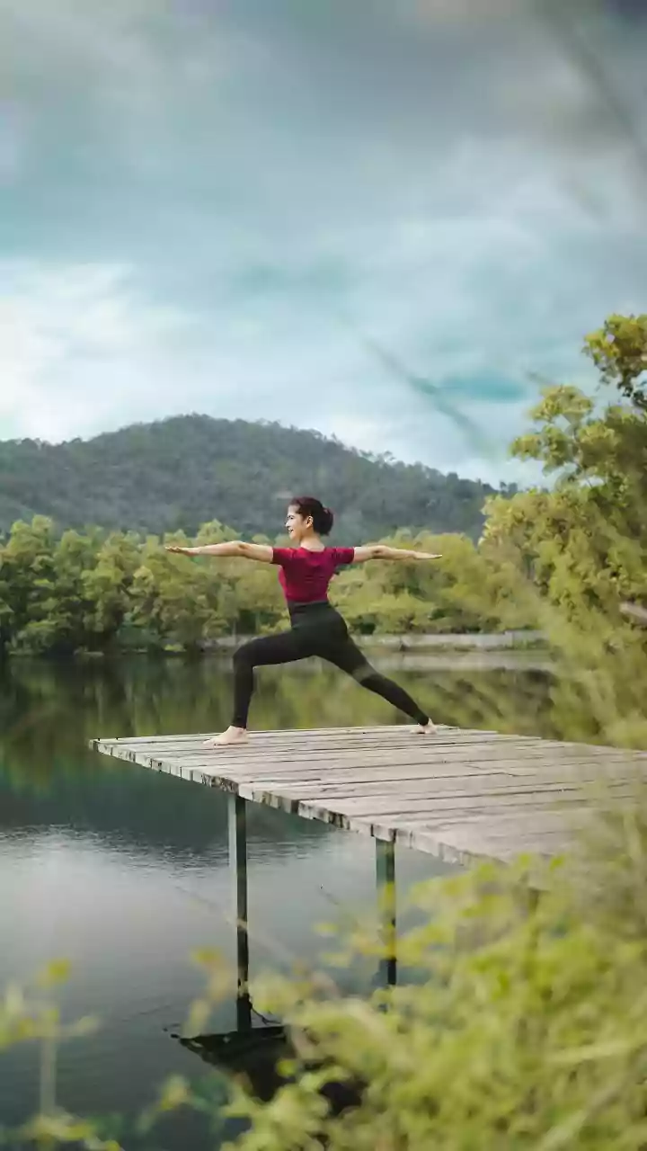 Tai Chi Outdoors Combines Slow Movement With Time In Nature