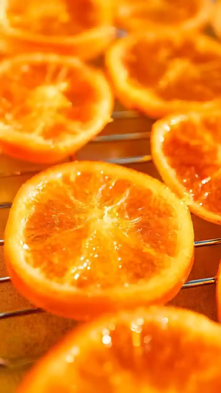 A Shallow Box Can Help Fruit Cool More Evenly before Travel