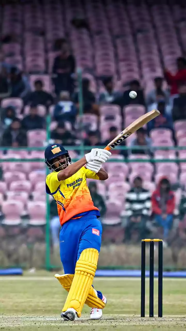 Ruturaj Gaikwad slams record-equaling 15th century in Vijay Hazare Trophy